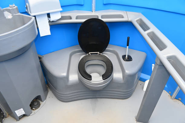 Best Portable restroom trailer rental  in Texarkana, TX